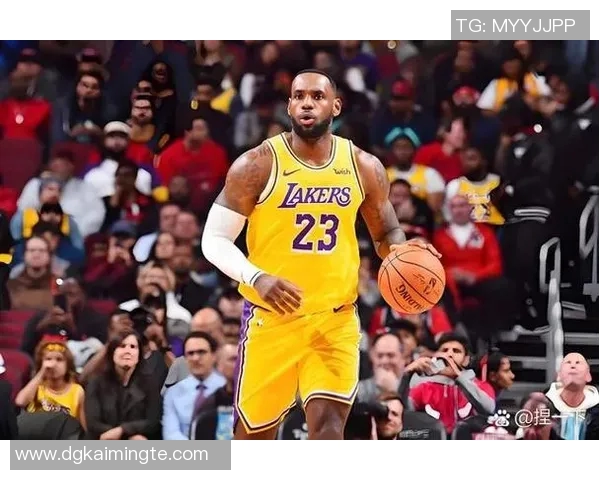勒布朗詹姆斯:篮球传奇的崛起与影响力解析 勒布朗詹姆斯:篮球传奇的崛起与影响力解析