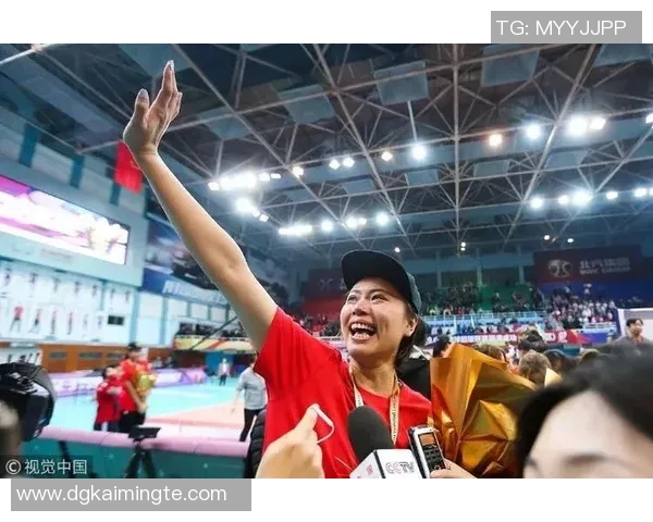 李根的篮球之路：从青涩少年到职业明星的成长历程与奋斗故事