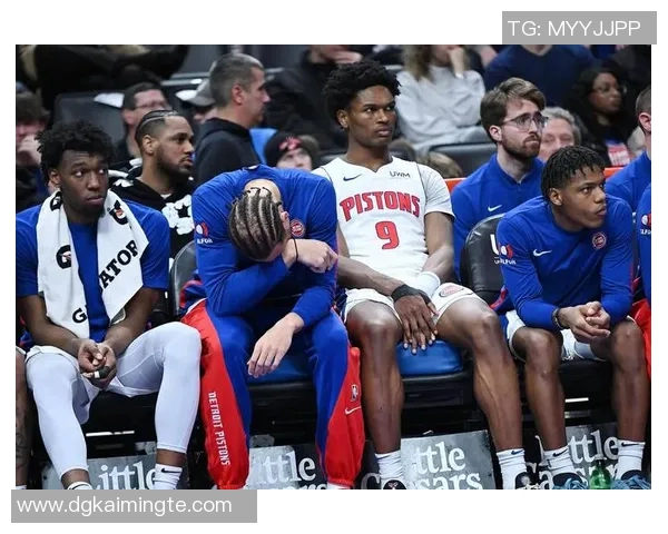 活塞惨遭28连败创历史新低主帅辞职球员痛哭失声更衣室内悲情一幕