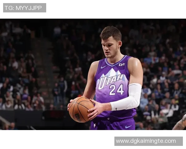 沃克凯斯勒展现潜力成NBA新星引领球队未来发展 沃克凯斯勒展现潜力成NBA新星引领球队未来发展