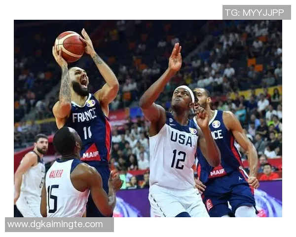 马库斯斯马特的篮球之路与领导力:从新秀到球队核心的成长故事 马库斯斯马特的篮球之路与领导力:从新秀到球队核心的成长故事