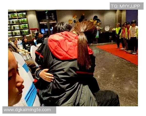 刘泽一的成长之路：从平凡少年到卓越领袖的励志故事