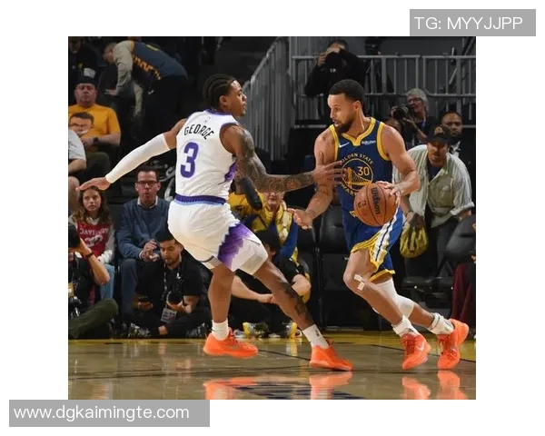 勇士与活塞精彩对决全场录像回顾分析与精彩瞬间分享