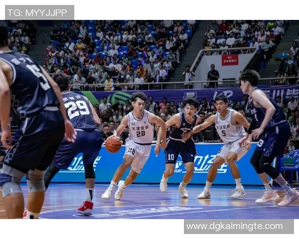 辽宁男篮迎战浙江银行全力争胜期待精彩对决与球迷共庆篮球盛宴