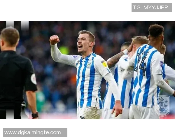 加的夫城与哈德斯菲尔德的激烈对决揭示英冠联赛的竞争魅力与球队实力